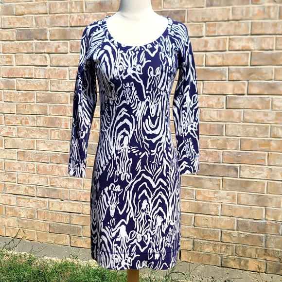 Lilly Pulitzer Dresses & Skirts - Lilly Pulitzer navy/white summer cotton dress